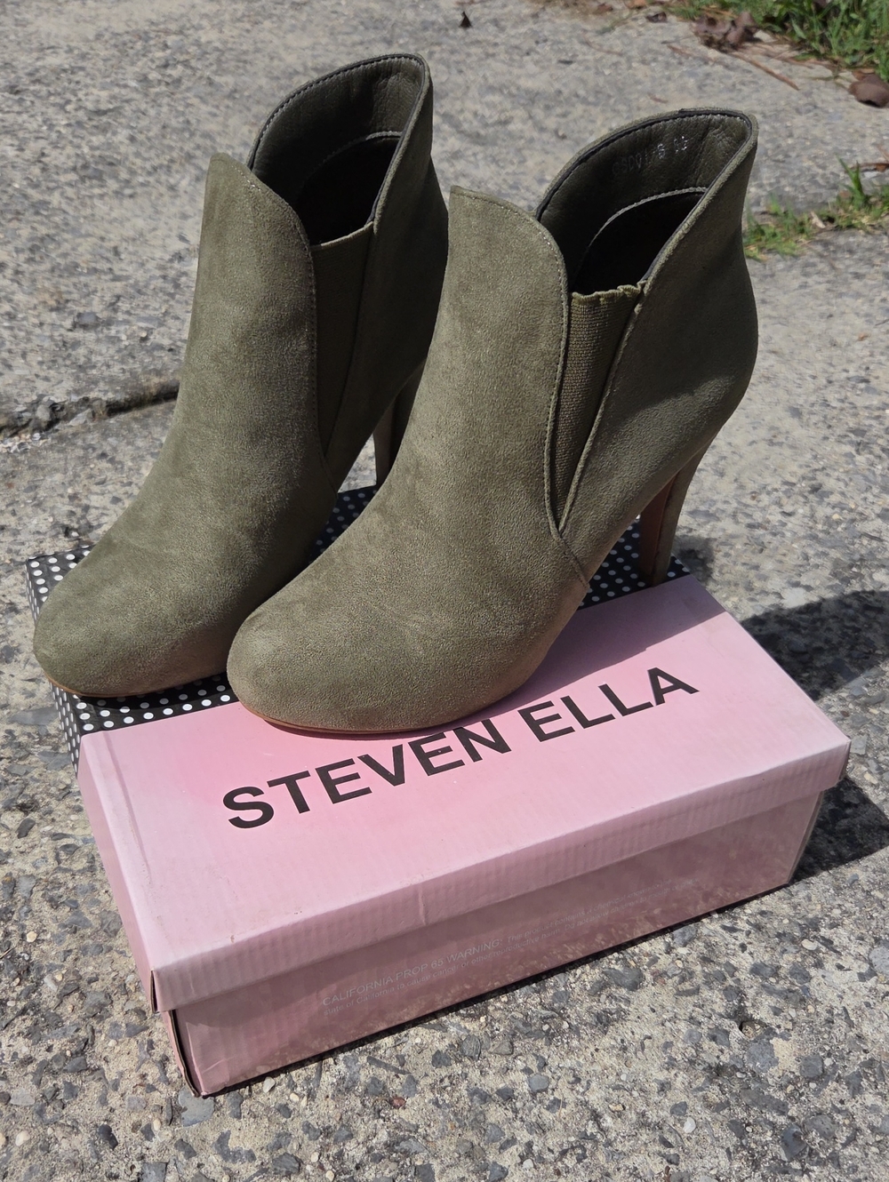 STEVEN ELLA Olive Suede Ankle Booties - Women's